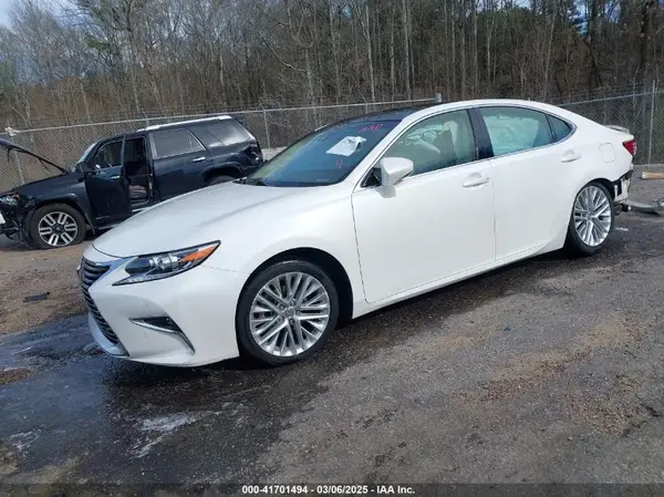 JTHBK1GG2G2228249 2016 LEXUS ES - Image 2