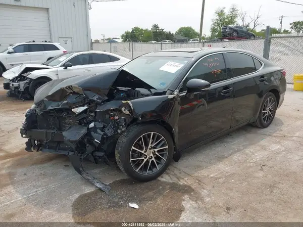 JTHBK1GG2G2233256 2016 LEXUS ES - Image 2