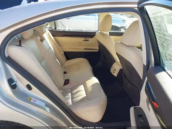 JTHBK1GG2H2250950 2017 LEXUS ES - Image 8