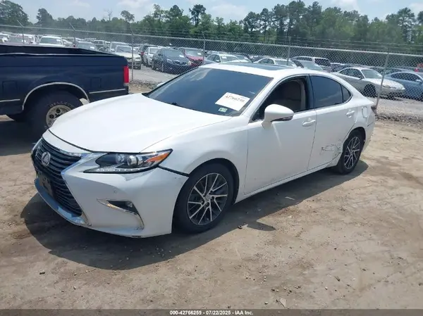 JTHBK1GG3G2241205 2016 LEXUS ES - Image 2