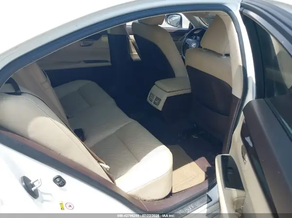 JTHBK1GG3G2241205 2016 LEXUS ES - Image 8