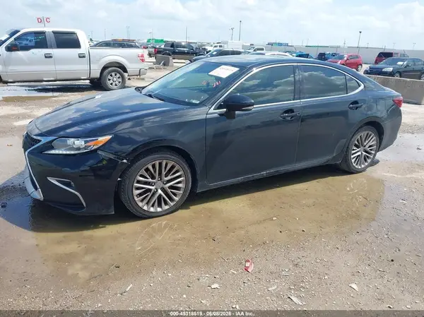 JTHBK1GG4G2211727 2016 LEXUS ES - Image 2