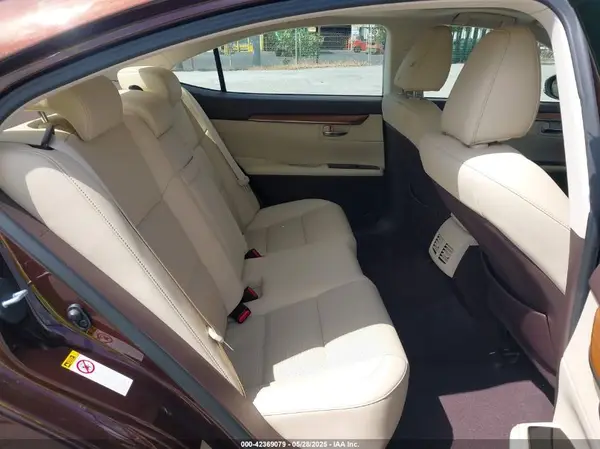 JTHBK1GG4G2215096 2016 LEXUS ES - Image 8