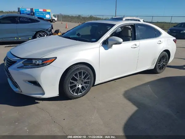 JTHBK1GG4G2221609 2016 LEXUS ES - Image 2