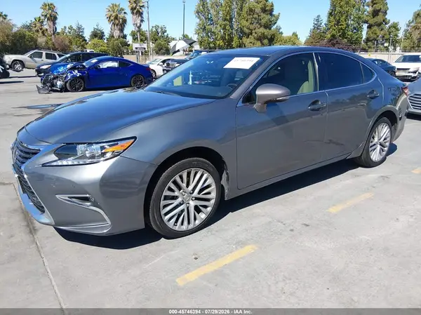 JTHBK1GG4G2224509 2016 LEXUS ES - Image 2