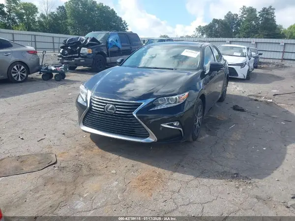 JTHBK1GG4G2226681 2016 LEXUS ES - Image 2
