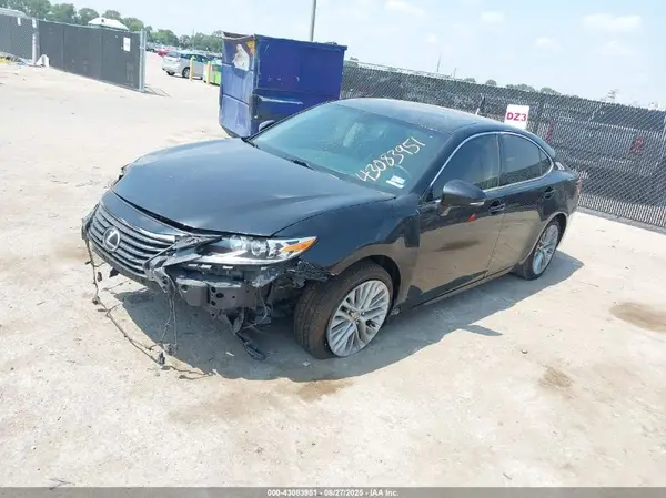 JTHBK1GG4G2226728 2016 LEXUS ES - Image 2