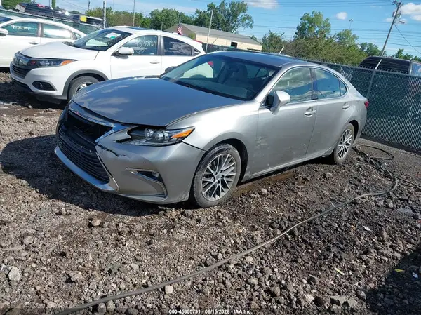 JTHBK1GG4G2230875 2016 LEXUS ES - Image 2