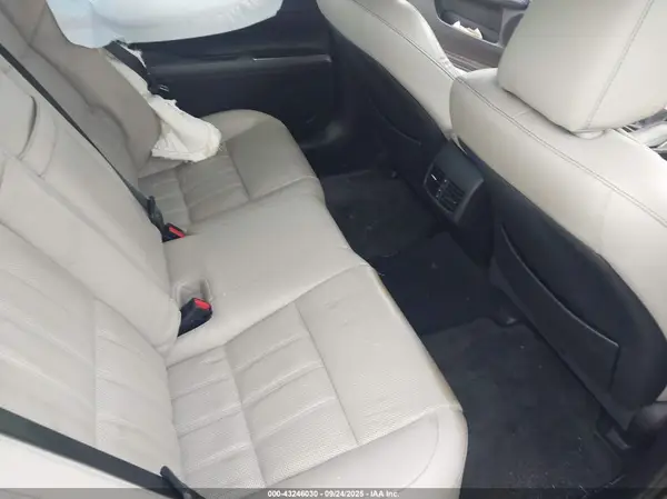 JTHBK1GG4G2232738 2016 LEXUS ES - Image 8