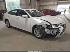 JTHBK1GG4G2242976 2016 LEXUS ES