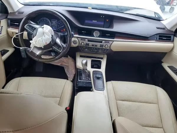 JTHBK1GG4H2255647 2017 LEXUS ES - Image 8