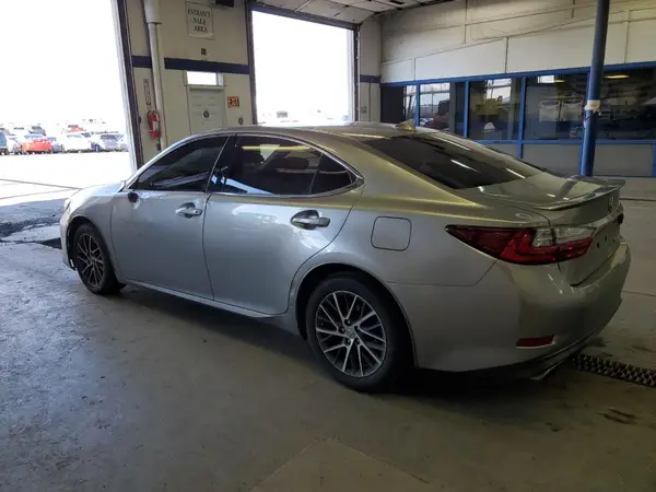 JTHBK1GG5G2215642 2016 LEXUS ES - Image 2