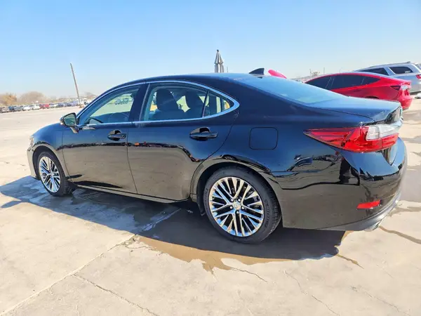 JTHBK1GG5G2216337 2016 LEXUS ES - Image 2