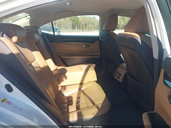 JTHBK1GG5G2232912 2016 LEXUS ES - Image 8
