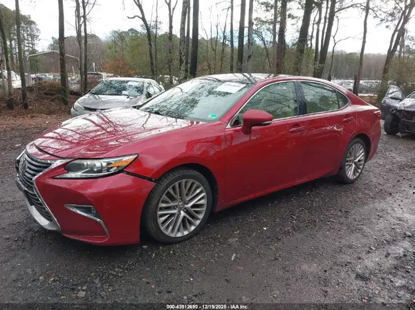 JTHBK1GG5G2233106 2016 LEXUS ES - Image 2