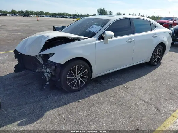 JTHBK1GG5G2241335 2016 LEXUS ES - Image 2