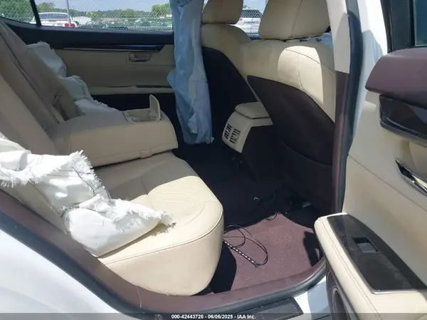 JTHBK1GG5G2242162 2016 LEXUS ES - Image 8
