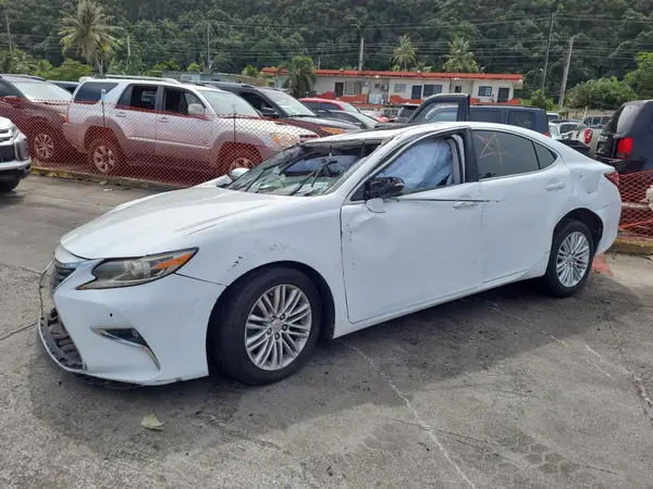 JTHBK1GG5H2257679 2017 LEXUS ES - Image 1