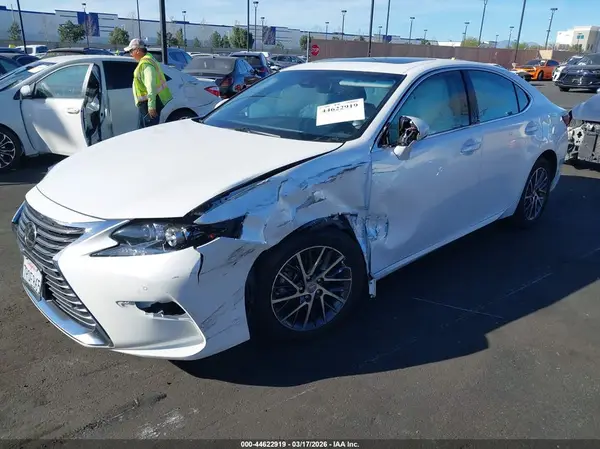 JTHBK1GG6G2224849 2016 LEXUS ES - Image 2