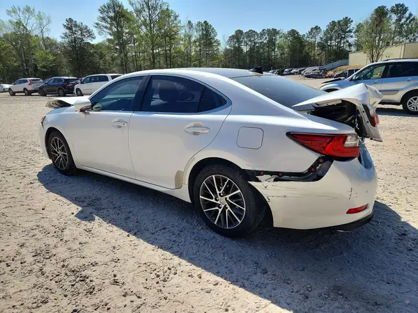 JTHBK1GG6G2229789 2016 LEXUS ES - Image 2