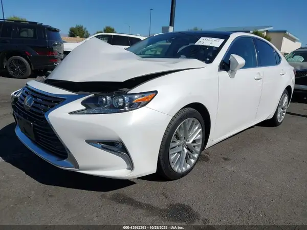 JTHBK1GG6G2243353 2016 LEXUS ES - Image 2