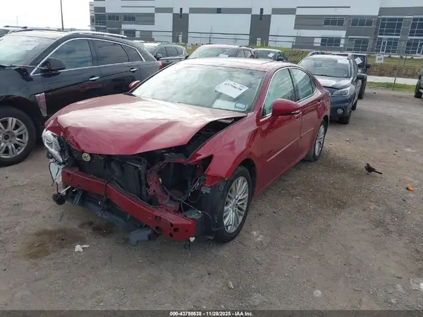 JTHBK1GG7G2218543 2016 LEXUS ES - Image 2