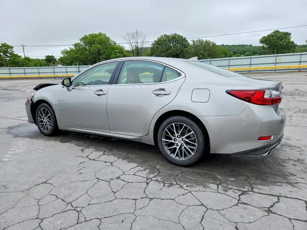 JTHBK1GG7G2226304 2016 LEXUS ES - Image 2