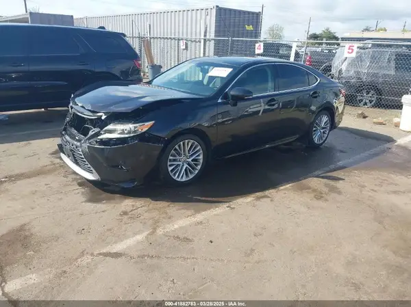 JTHBK1GG7G2226402 2016 LEXUS ES - Image 2