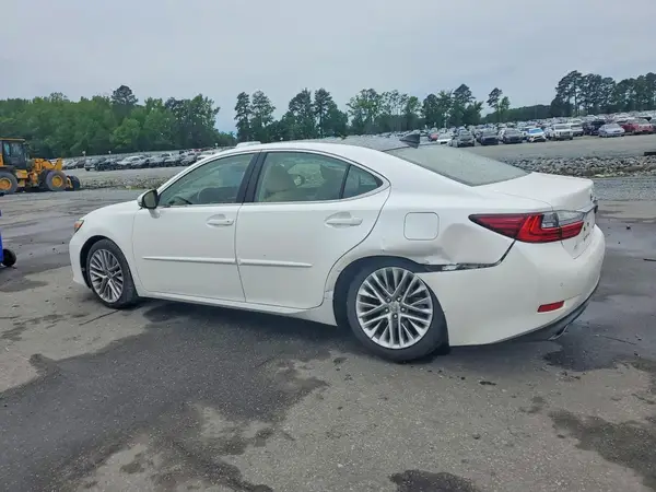 JTHBK1GG7G2226688 2016 LEXUS ES - Image 2
