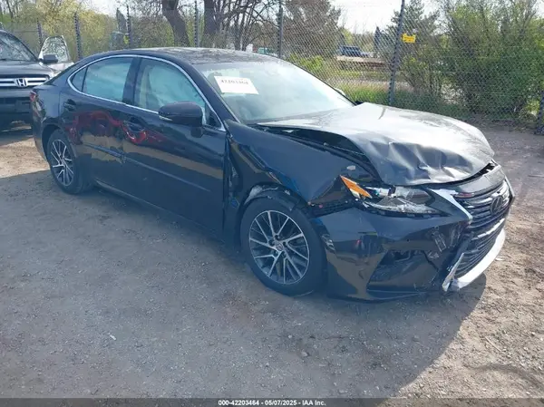 JTHBK1GG7G2236329 2016 LEXUS ES - Image 1