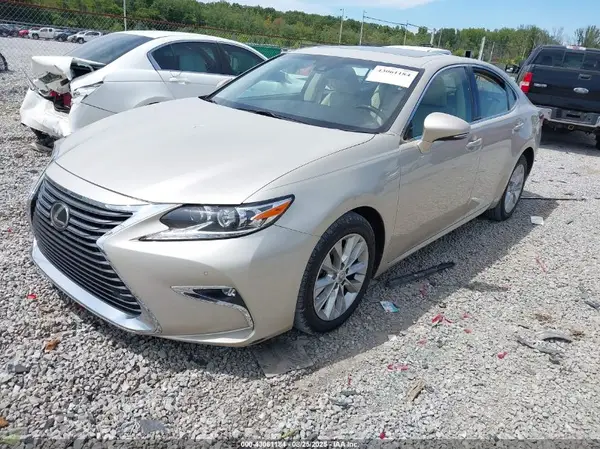 JTHBK1GG8G2214663 2016 LEXUS ES - Image 2