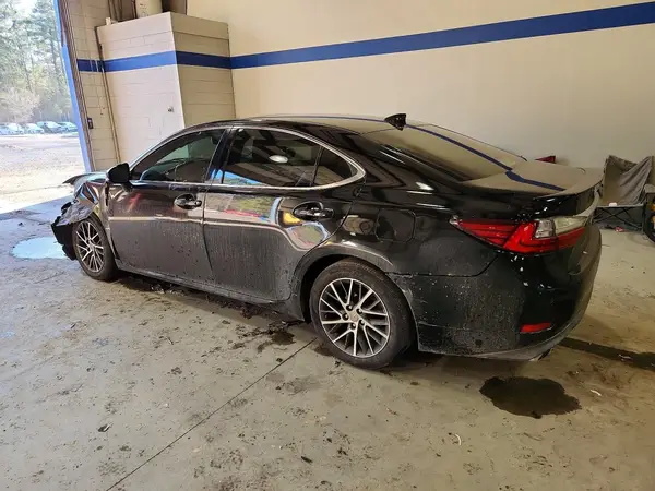 JTHBK1GG8G2218308 2016 LEXUS ES - Image 2