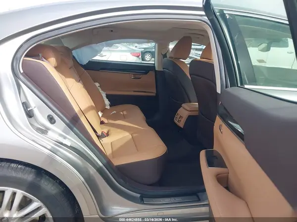 JTHBK1GG8G2221001 2016 LEXUS ES - Image 8