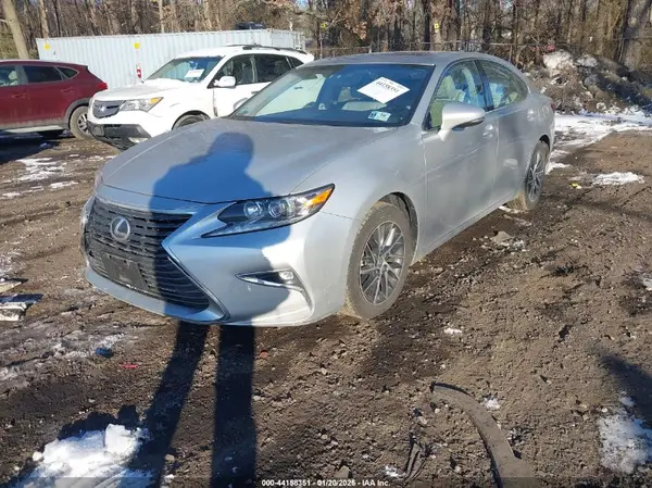 JTHBK1GG8G2224643 2016 LEXUS ES - Image 2