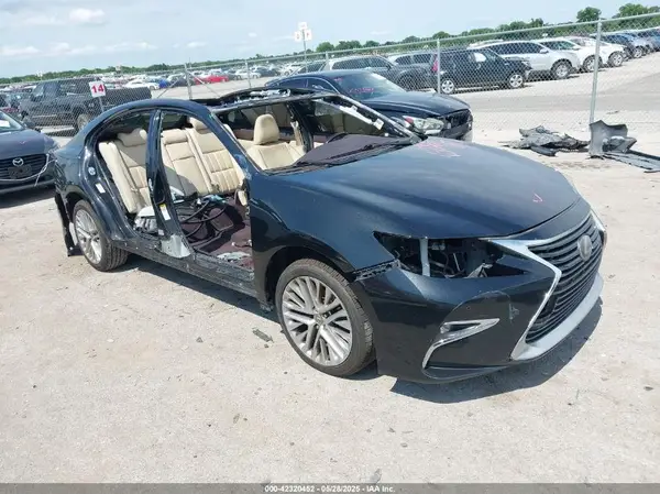 JTHBK1GG8G2226179 2016 LEXUS ES - Image 1
