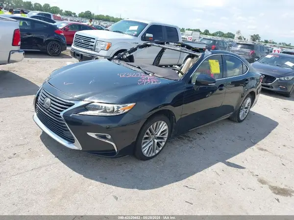JTHBK1GG8G2226179 2016 LEXUS ES - Image 2