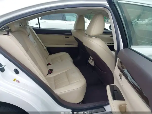 JTHBK1GG8G2230183 2016 LEXUS ES - Image 8