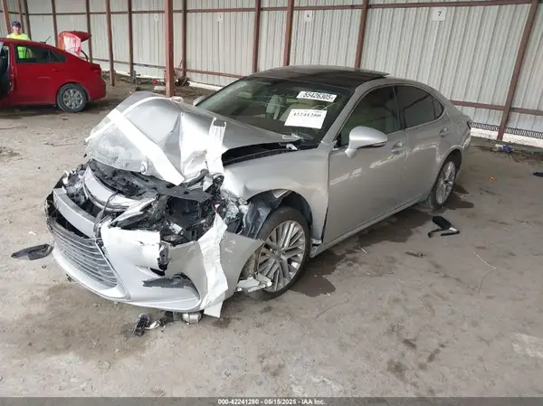 JTHBK1GG8G2233455 2016 LEXUS ES - Image 2
