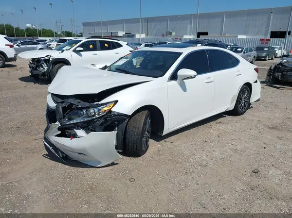 JTHBK1GG8G2233620 2016 LEXUS ES - Image 2