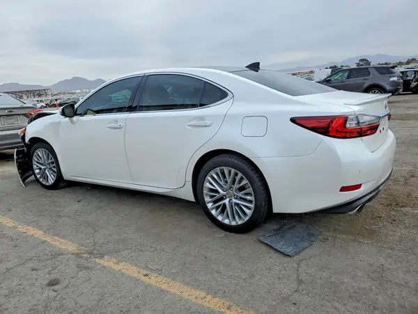 JTHBK1GG8G2241703 2016 LEXUS ES - Image 2