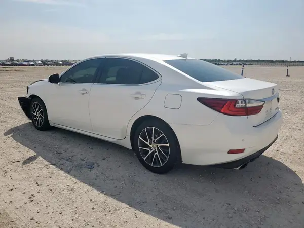 JTHBK1GG8G2242933 2016 LEXUS ES - Image 2