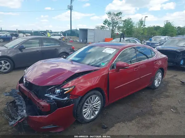 JTHBK1GG9G2218253 2016 LEXUS ES - Image 2