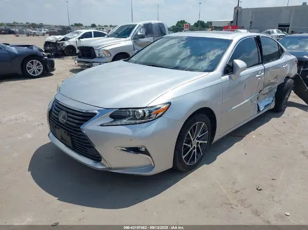 JTHBK1GG9G2221637 2016 LEXUS ES - Image 2