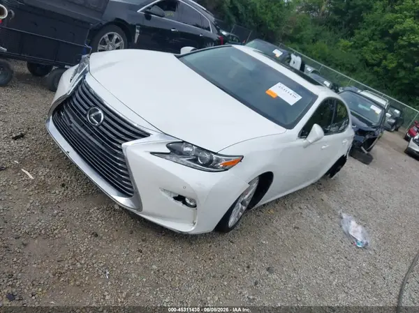 JTHBK1GG9G2225607 2016 LEXUS ES - Image 2
