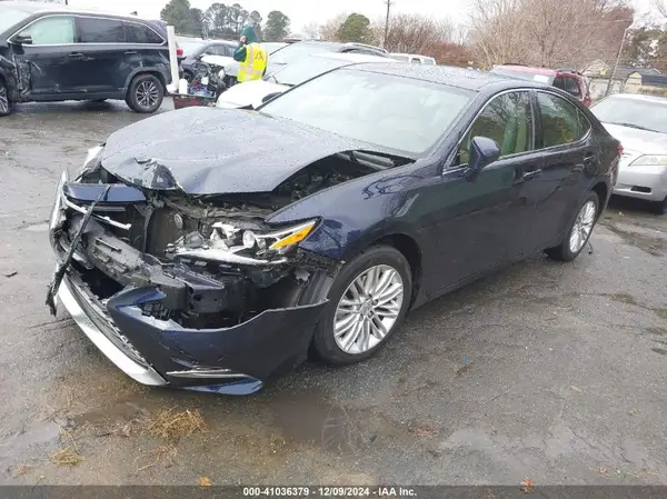 JTHBK1GG9H2251450 2017 LEXUS ES - Image 2