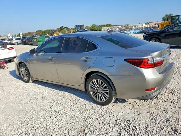 JTHBK1GGXG2211294 2016 LEXUS ES - Image 2