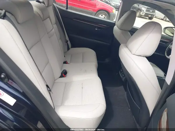 JTHBK1GGXG2213613 2016 LEXUS ES - Image 8