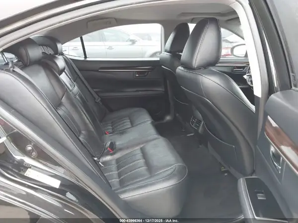 JTHBK1GGXG2217483 2016 LEXUS ES - Image 8