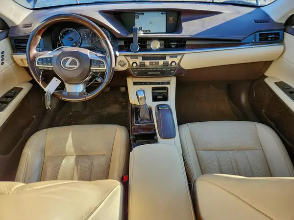 JTHBK1GGXG2219105 2016 LEXUS ES - Image 8