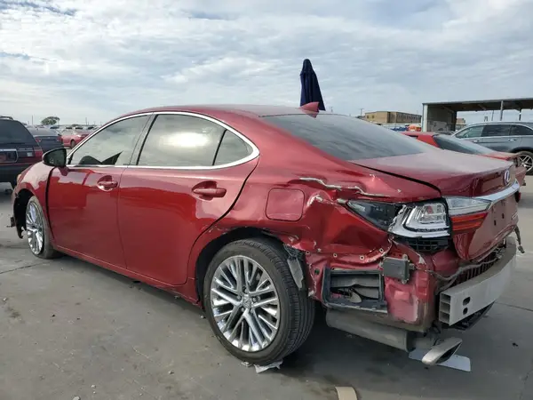 JTHBK1GGXG2220416 2016 LEXUS ES - Image 2